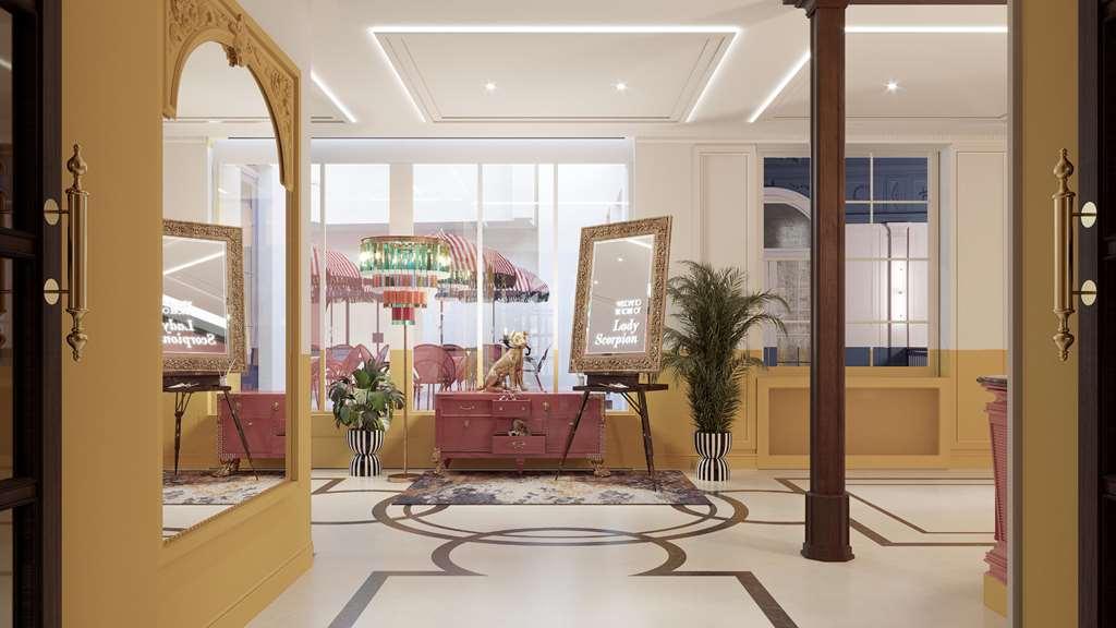 Anglo American Curio Collection By Hilton Hotel