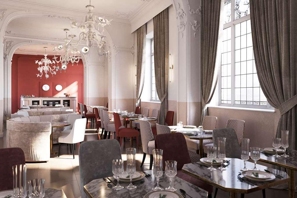 Anglo American Curio Collection By Hilton Hotel