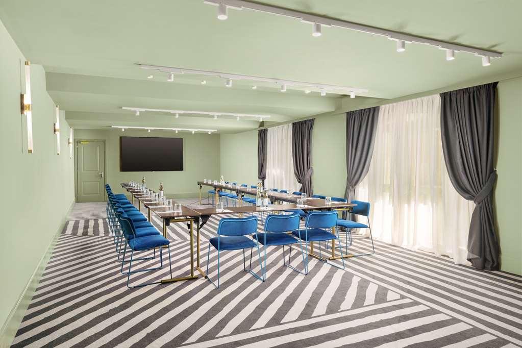 Anglo American Curio Collection By Hilton Hotel Florencia