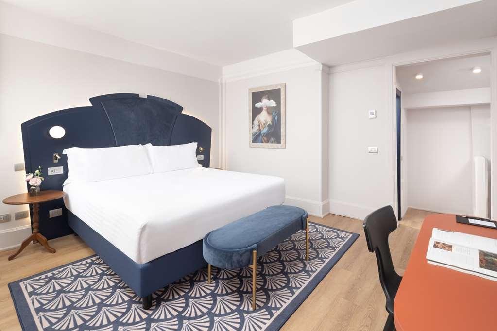Anglo American Curio Collection By Hilton 4* Florencia