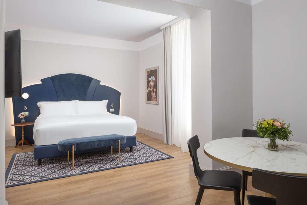 Anglo American Curio Collection By Hilton
